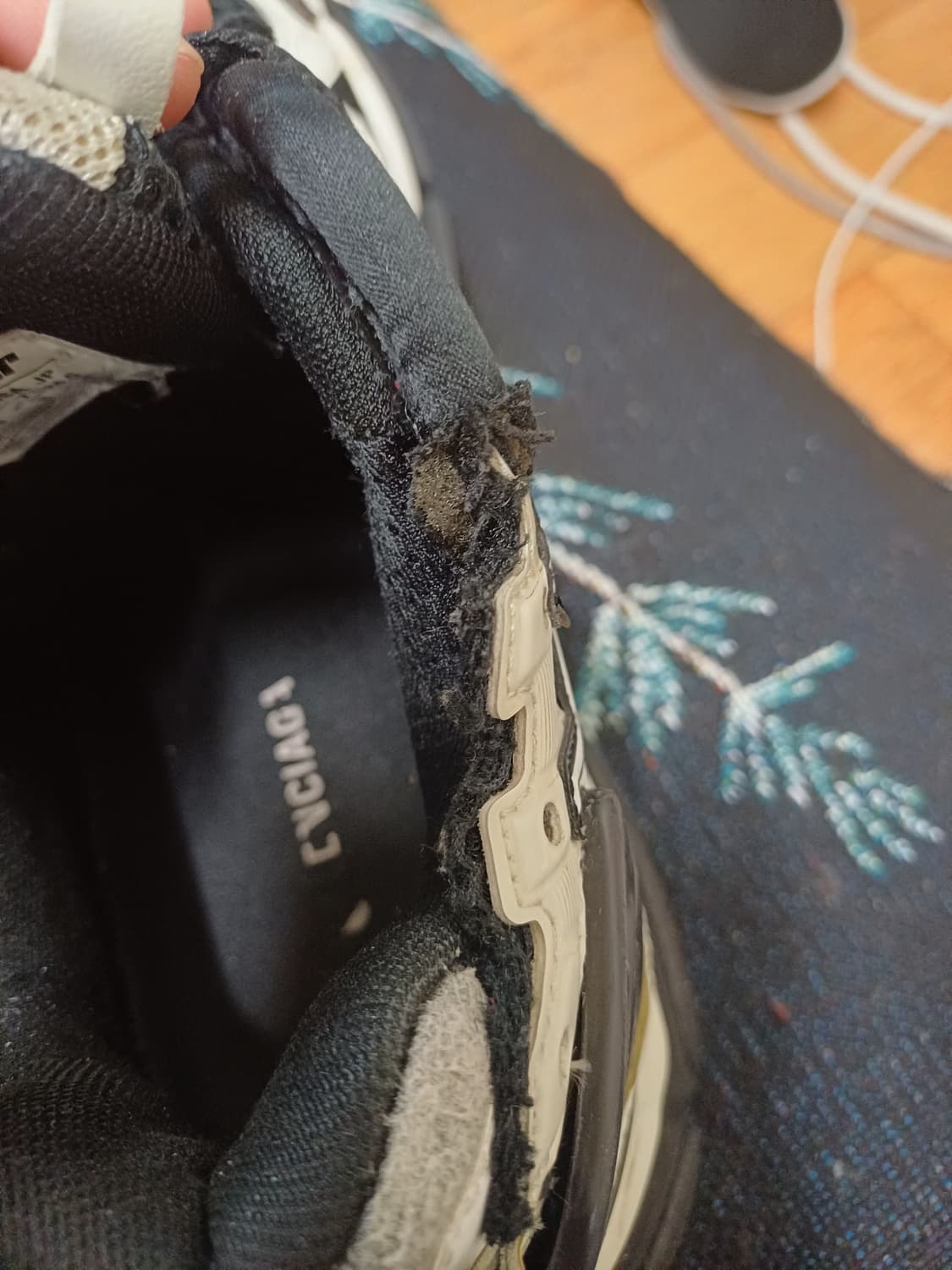 발렌시아가 뉴러너 37 상품이미지5