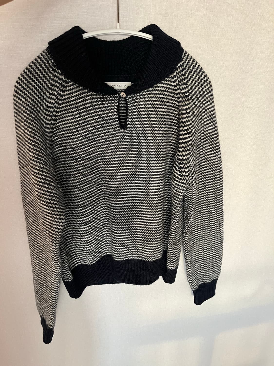 낫띵리튼 caron stripe jumper 니트 상품이미지3