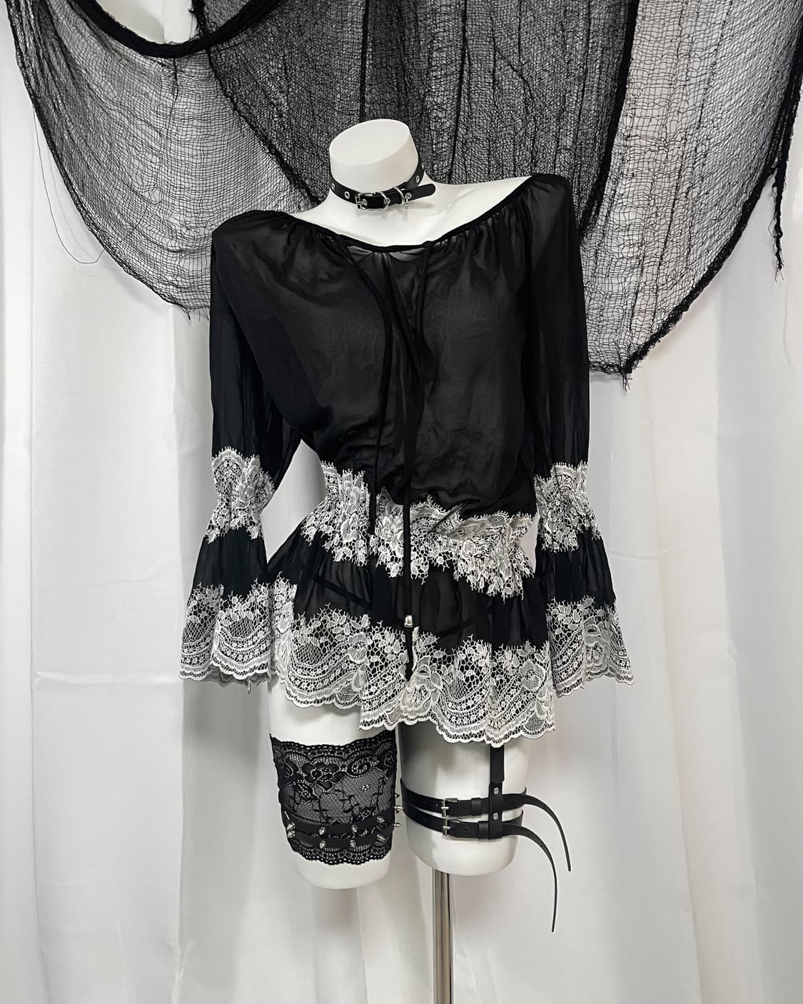 lace blouse 상품이미지1