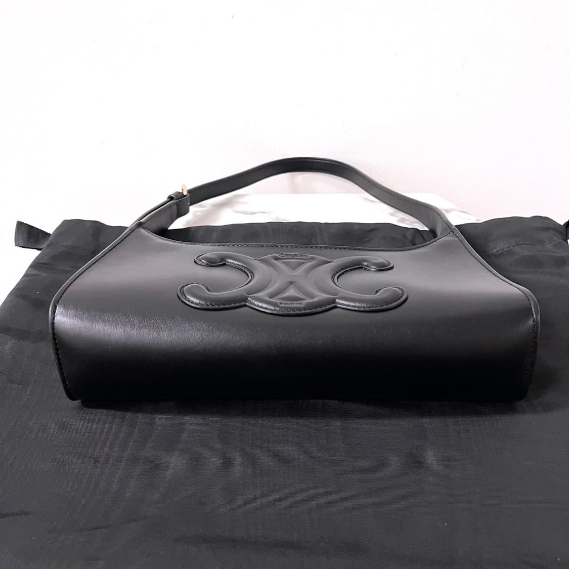 [S급/정품] 셀린느 퀴르 트리옹프 숄더백 가방 블랙 상품이미지7