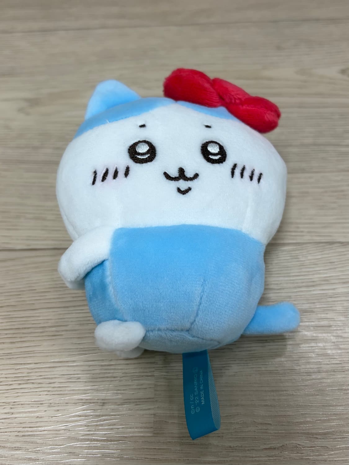 치이카와 x 산리오 캐릭터즈 홀더블 마스코트 하치와레 헬로키티 상품이미지5