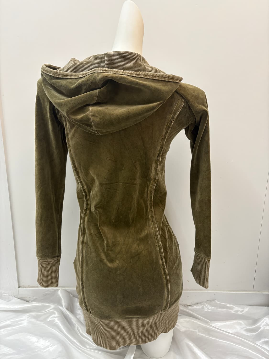 Y2K 벨벳 투웨이 후드집업 상품이미지5