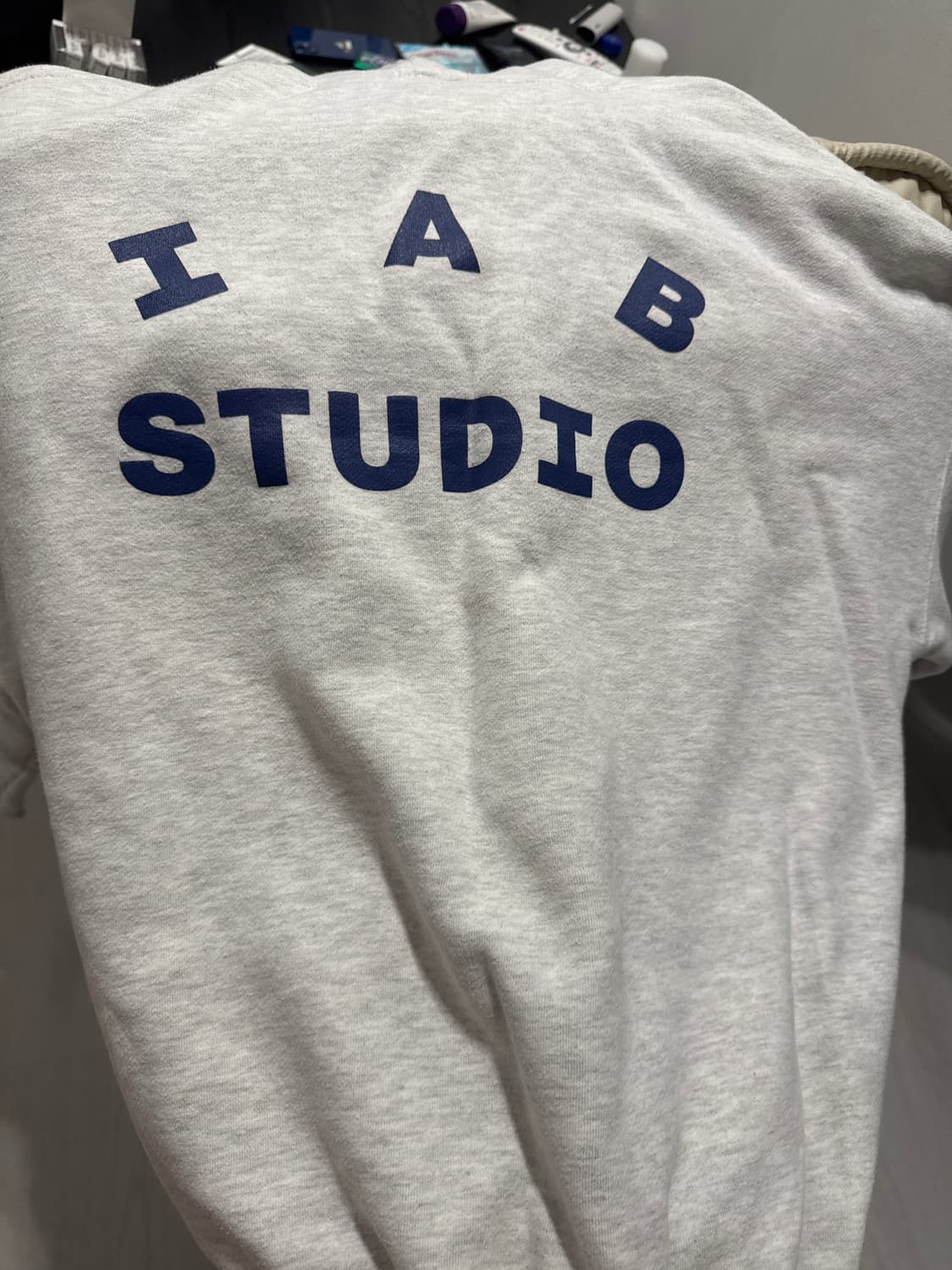 아이앱스튜디오 라이트그레이 XL 상품이미지3