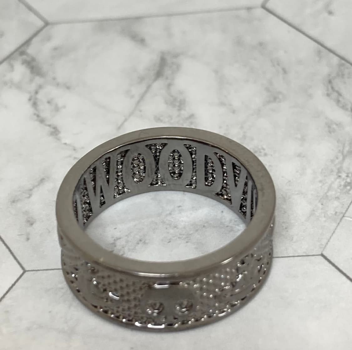 비비안웨스트우드 아카이브 레터링 로고 그레이실버 orb 각인 반지 상품이미지4