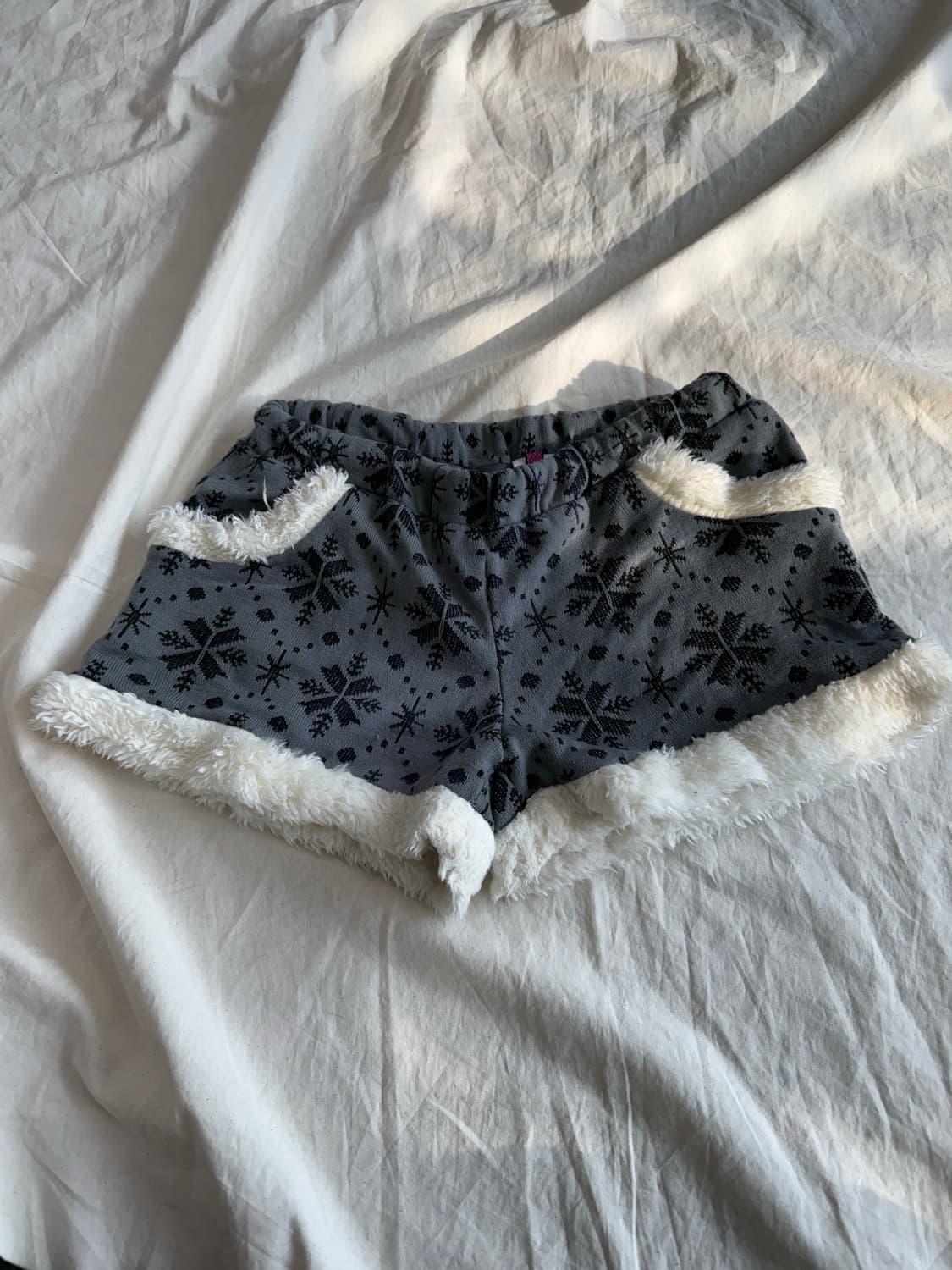 니혼진 러블리 퍼트리밍 숏츠 상품이미지1