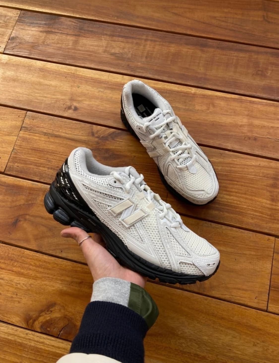 [ 250 ] 뉴발란스 x 꼼데가르송 옴므 1906R 화이트 상품이미지3