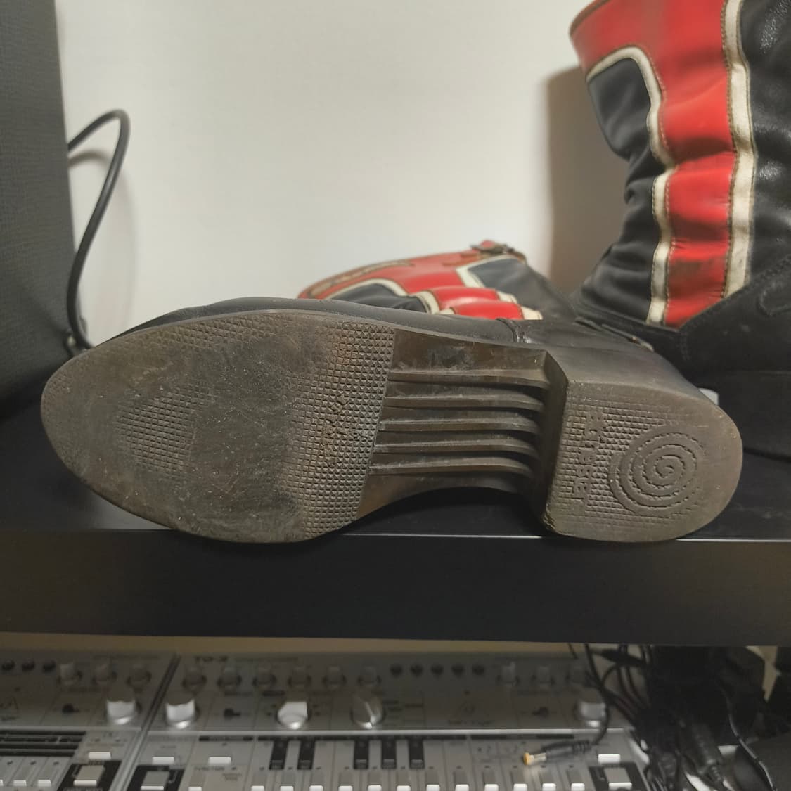 알파인스타 레트로 부츠 상품이미지5