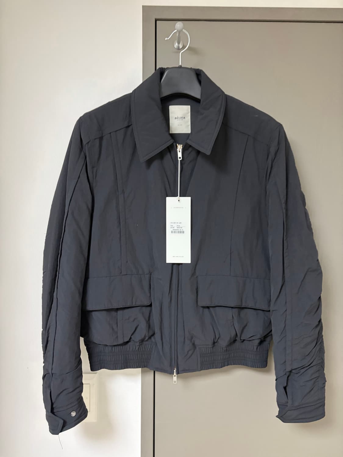 [m] 벨리에 라이닝 봄버 자켓 블랙 상품이미지1