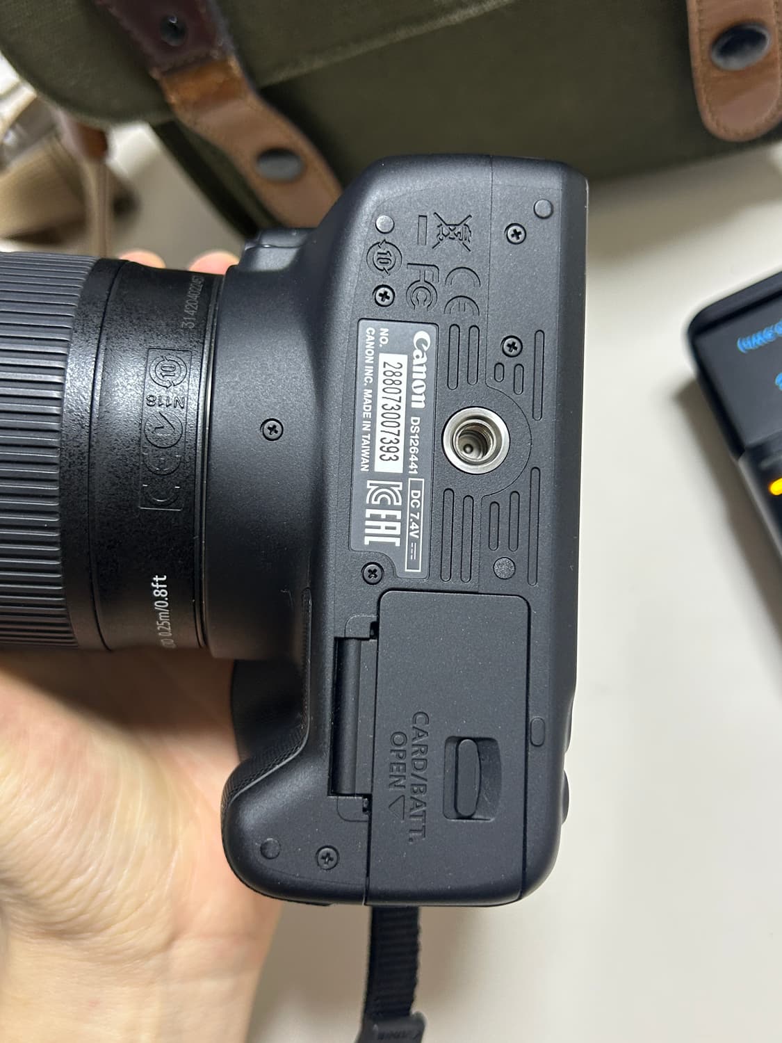 캐논 eos100d (본체,줌렌즈,배터리,충전기,가방) 상품이미지3