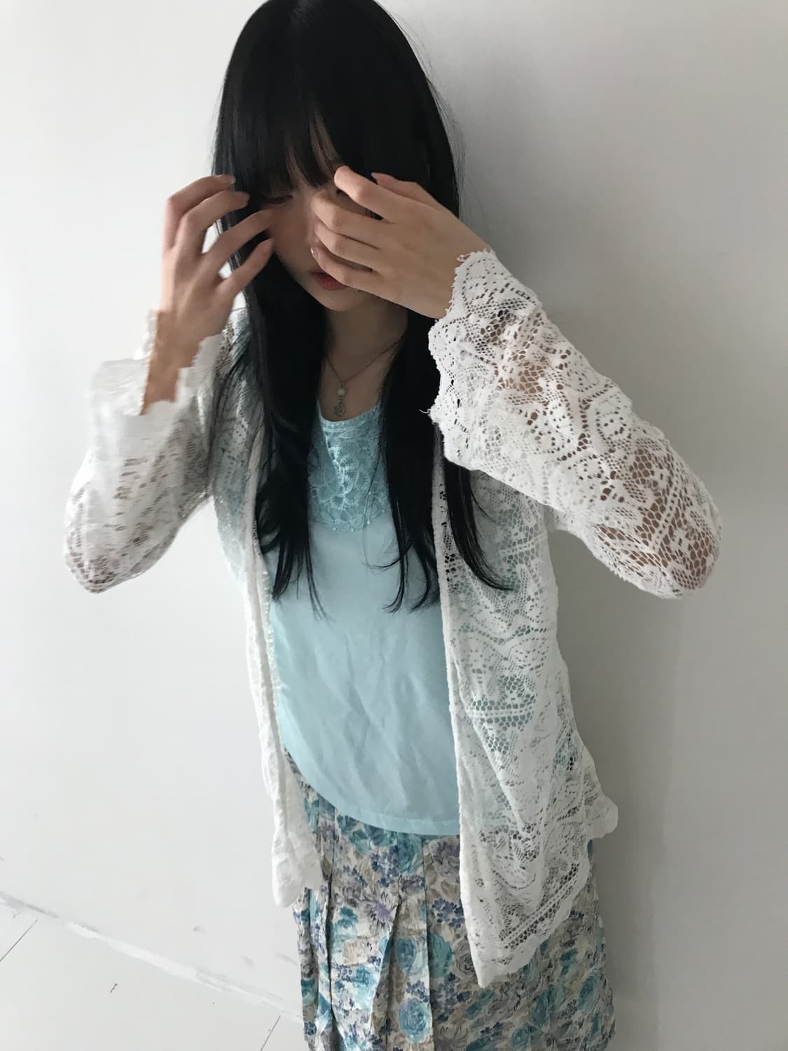Lace Embroidery Punching Long Knit Cardi 상품이미지6