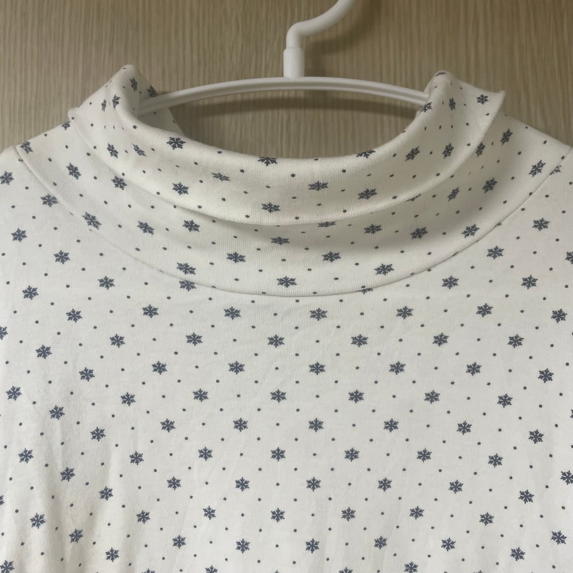 가격제안 해주세요.! 모리노가토 빈티지 눈꽃 목폴라티 상품이미지1