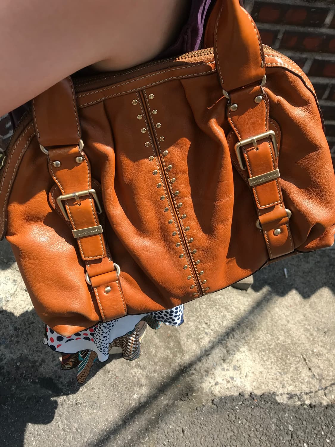 Michael Kore brown buckled leather bag 상품이미지4