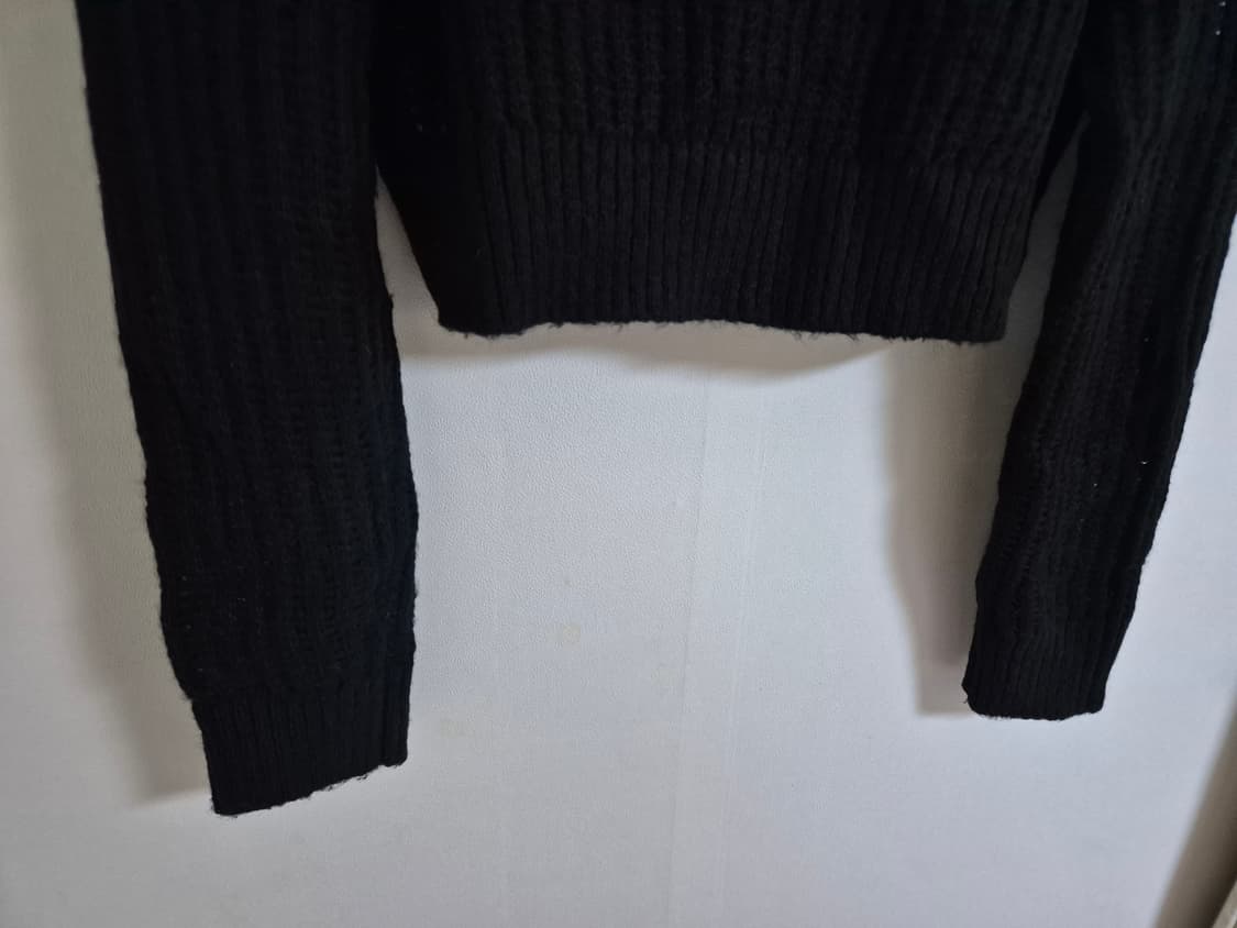 마뗑킴 크롭 블랙 니트 가디건 S 상품이미지3