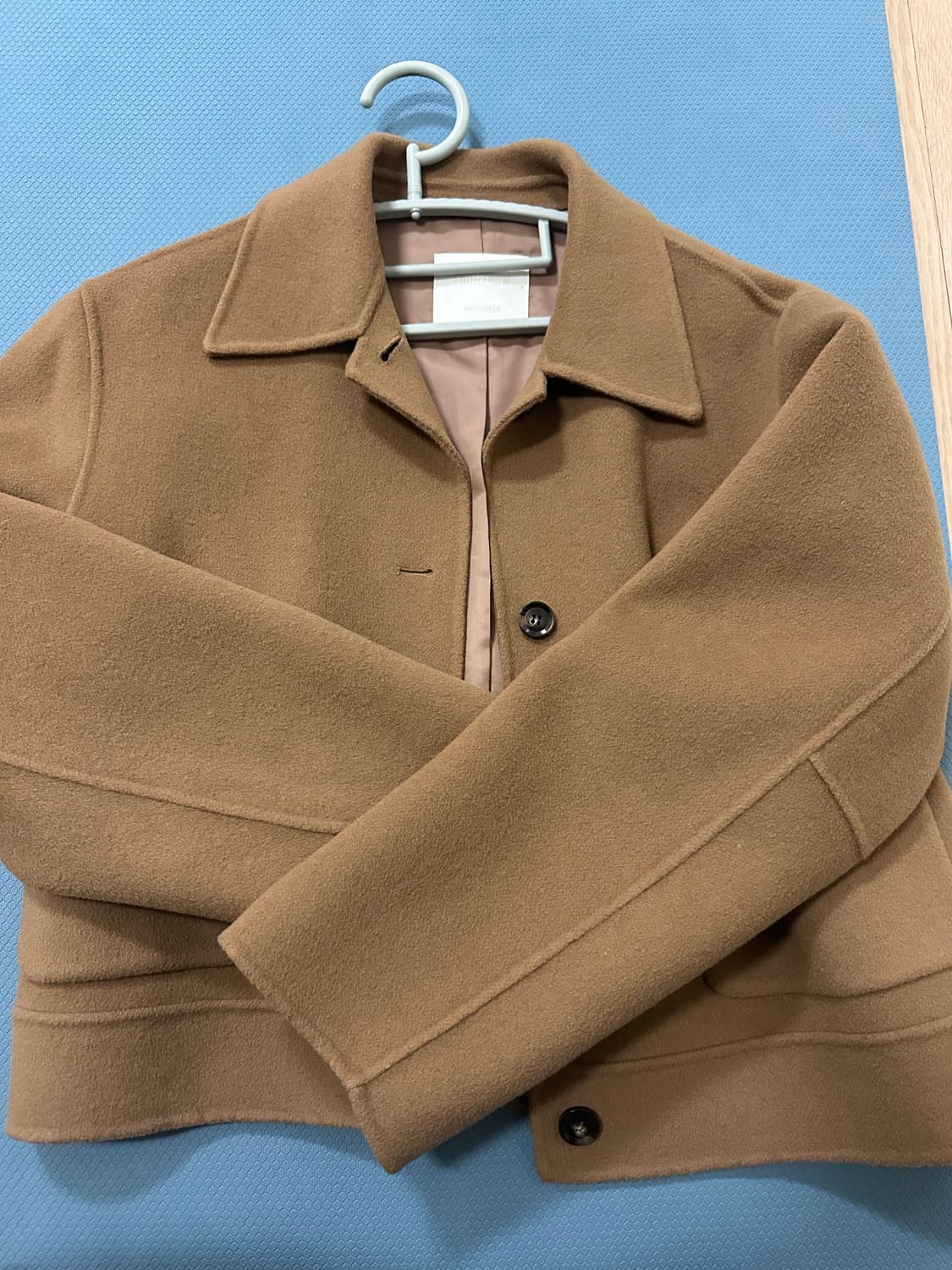 프론트로우 핸드메이드 코트 상품이미지1