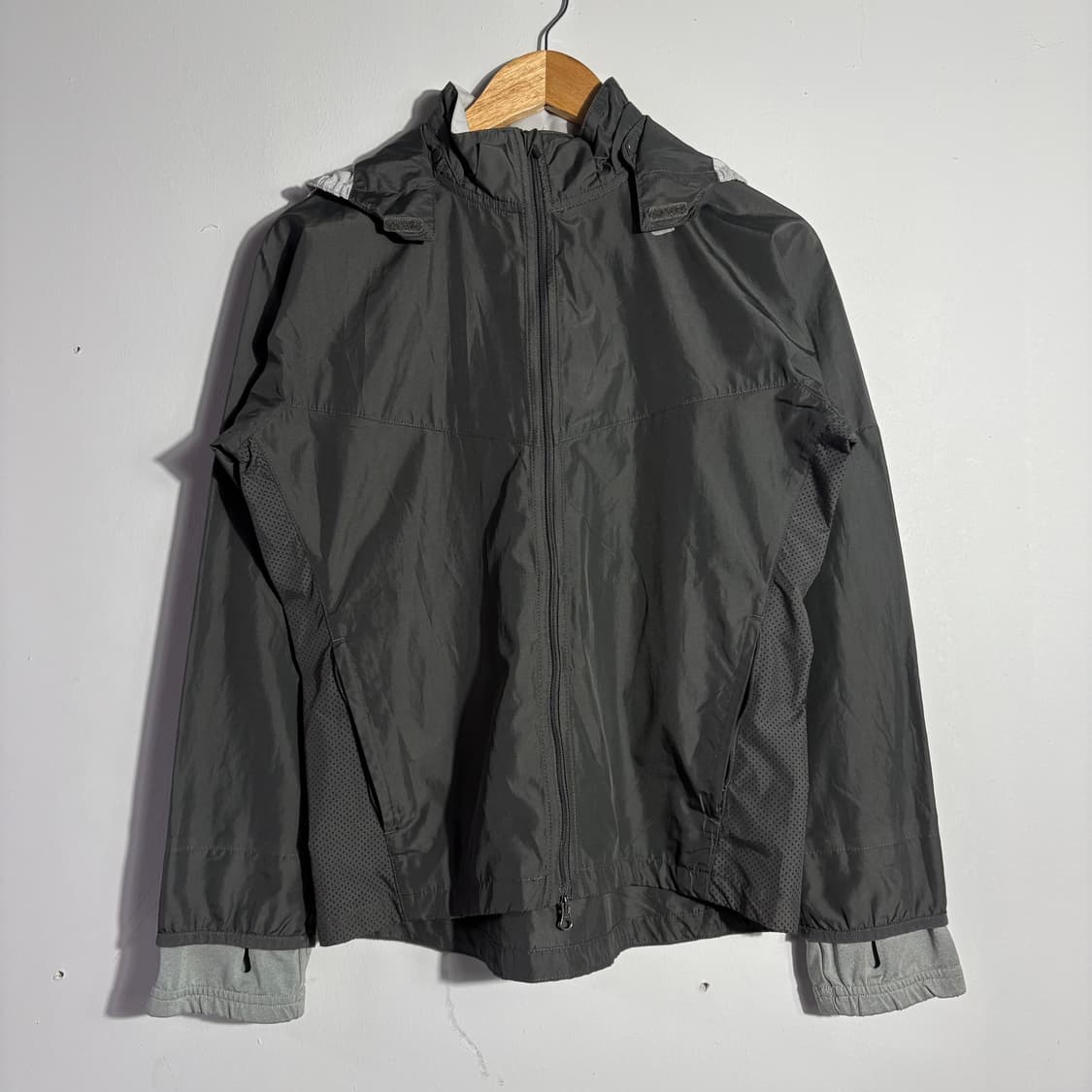 나이키 기능성 메쉬 패널 바람막이 자켓 (무료배송) 상품이미지1