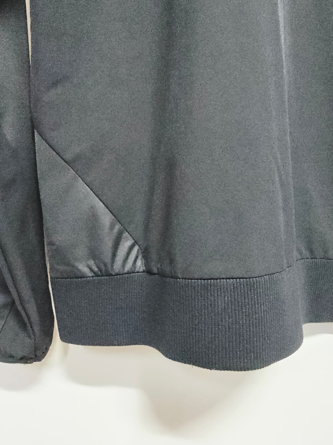 언더아머 블랙 바람막이 자켓 상품이미지6