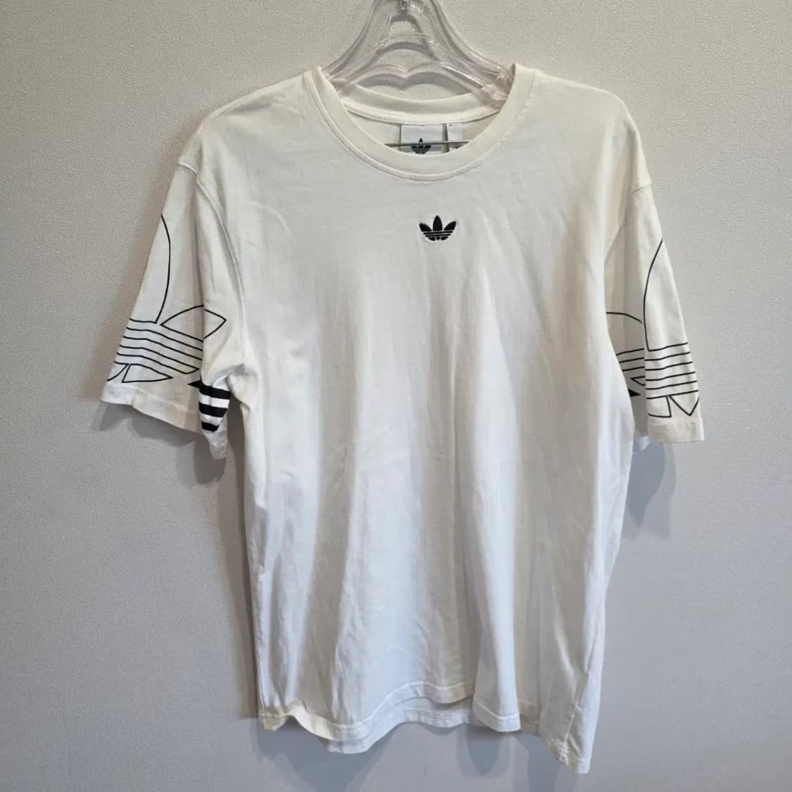 흰색 아디다스 반팔 티셔츠 M 상품이미지1