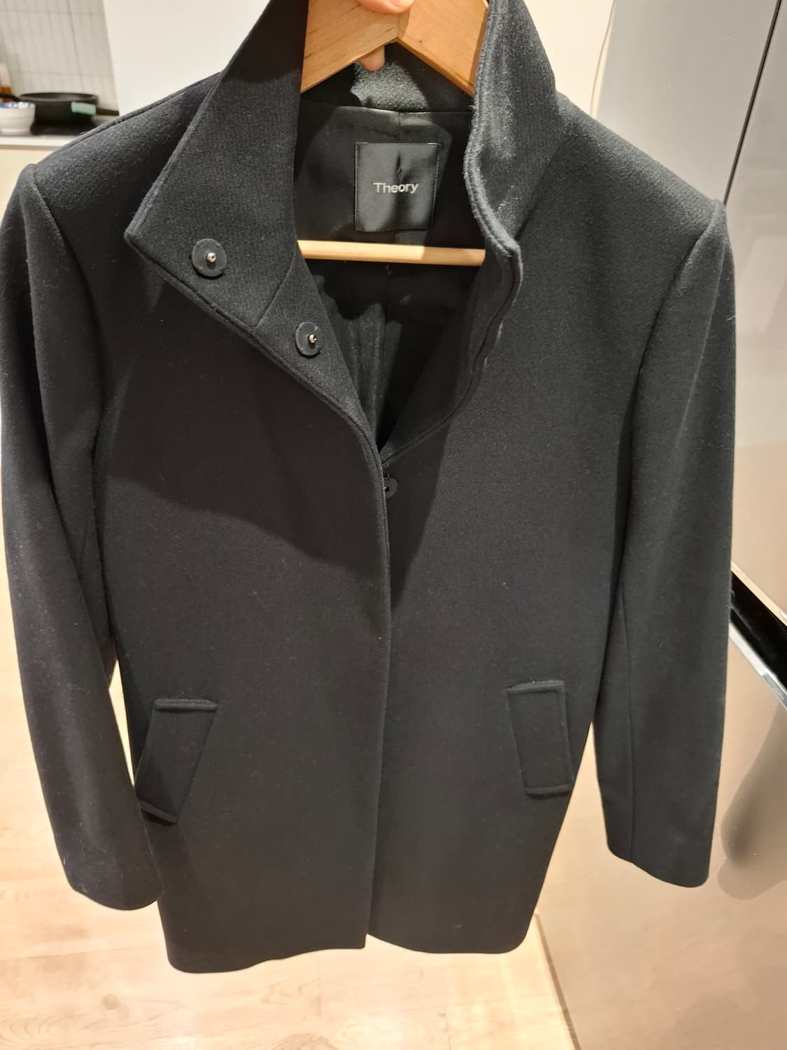 띠어리 모직반코트 상품이미지4