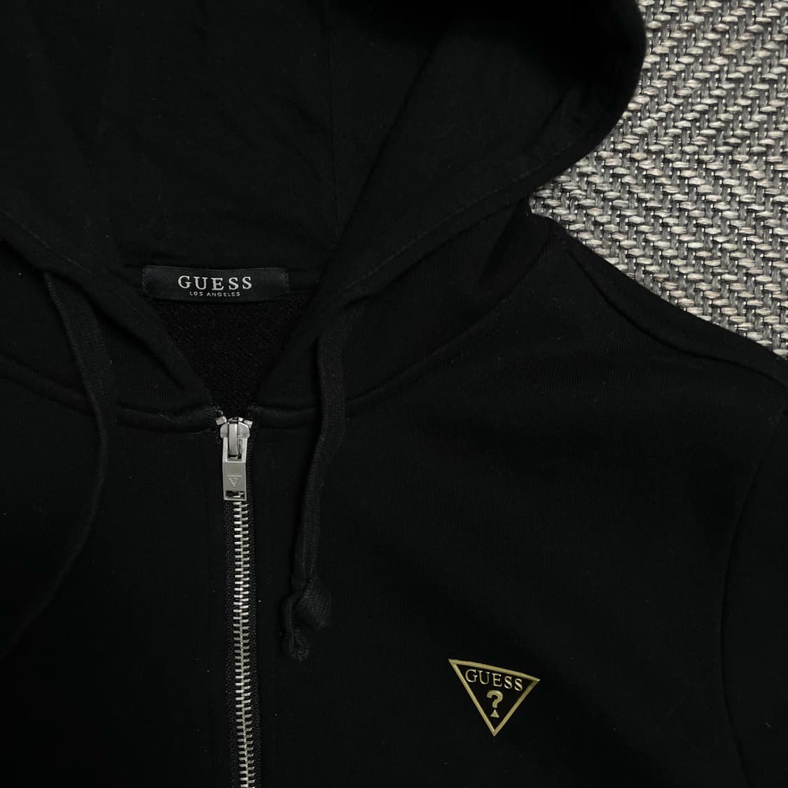 게스 삼각로고 베이직 후드집업 블랙y 5261 상품이미지4