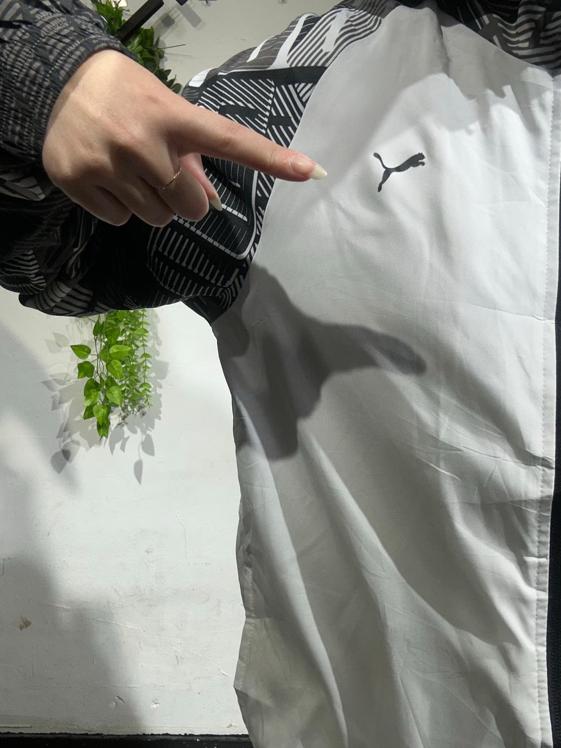 푸마 화이트 배색 후드 트랙탑 져지 L 상품이미지4