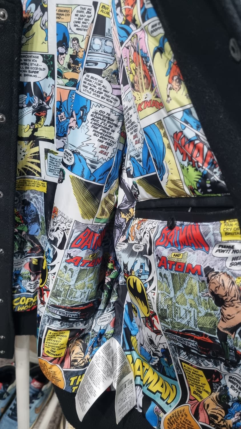 게스(guess) 리미티드 베트맨 바시티(야구점퍼) 국내105(가단58) 상품이미지3