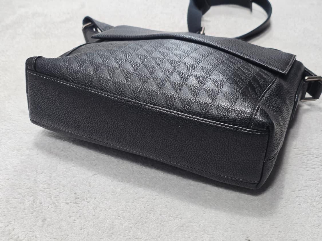 Daks 닥스 그리드패턴 블랙 크로스백 상품이미지4