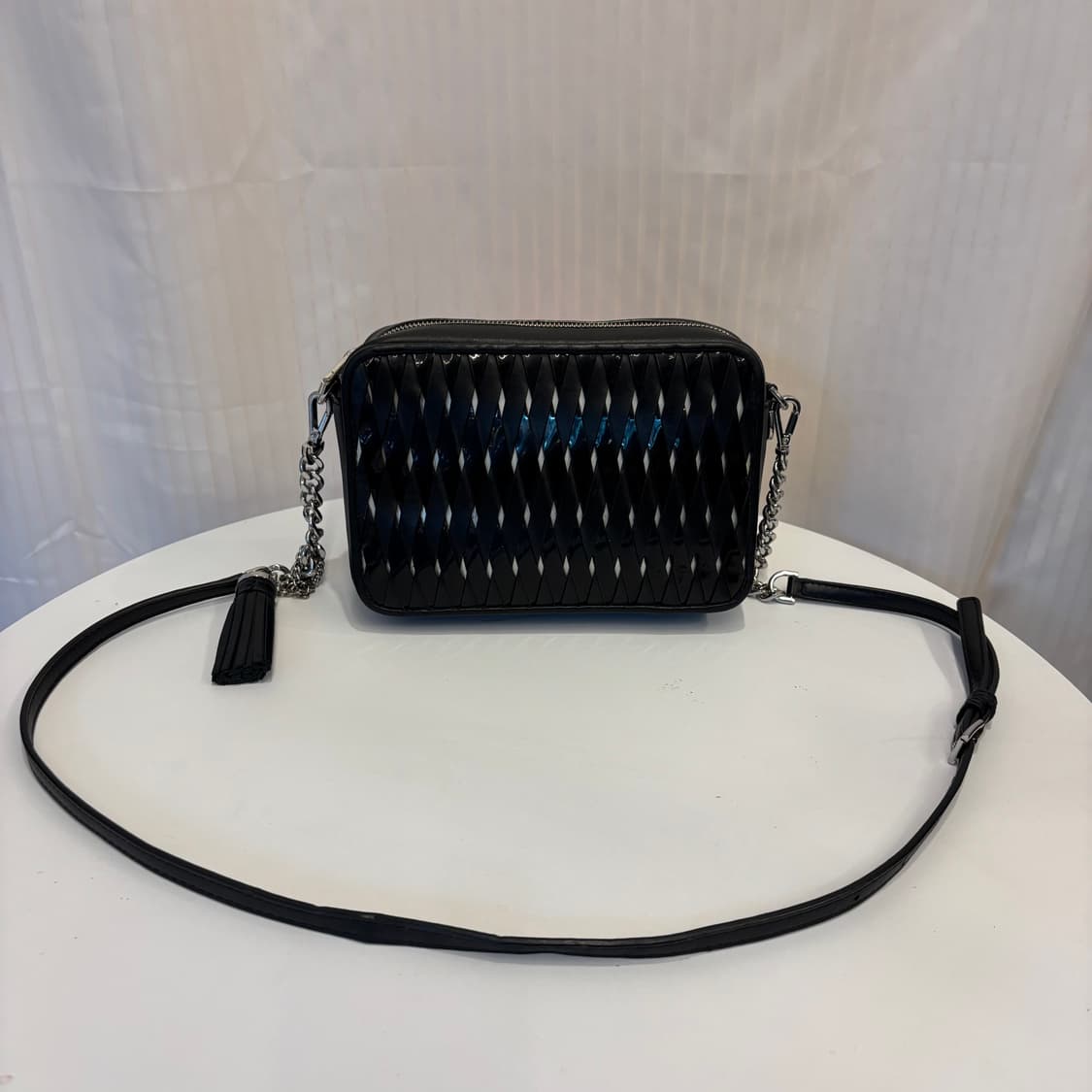 정품 마이클코어스 태슬 크로스백     상품이미지1