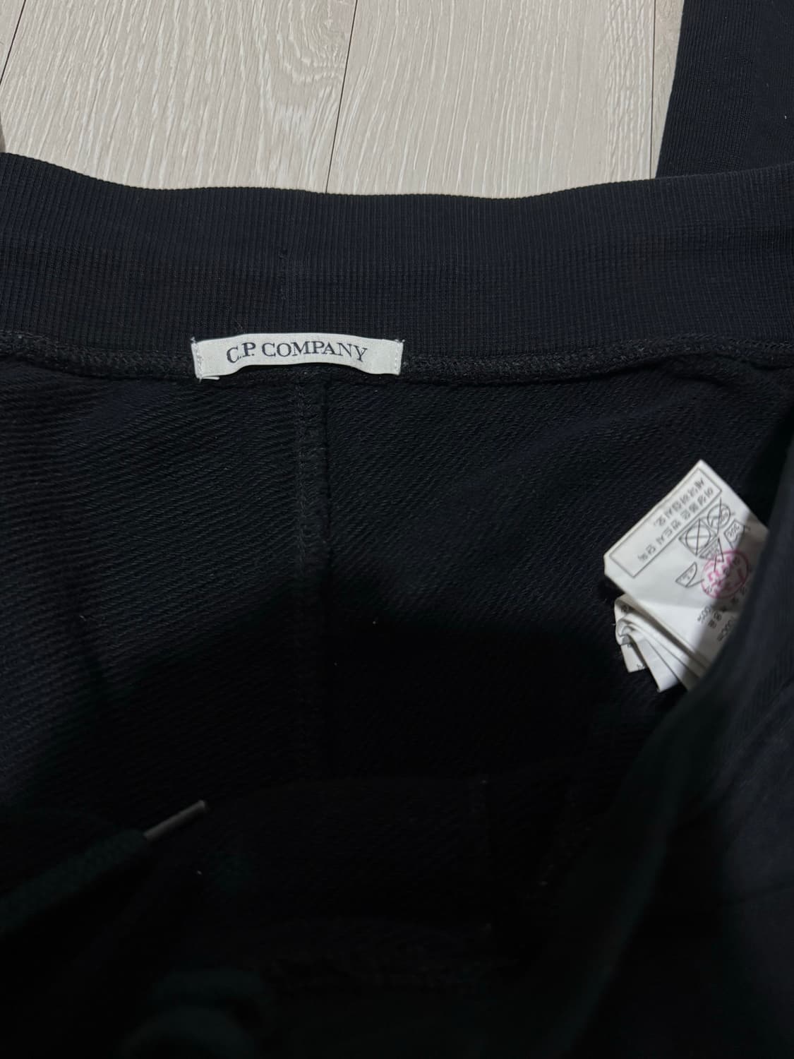 CP컴퍼니 블랙 카고 트레이닝 조거팬츠 L 상품이미지3