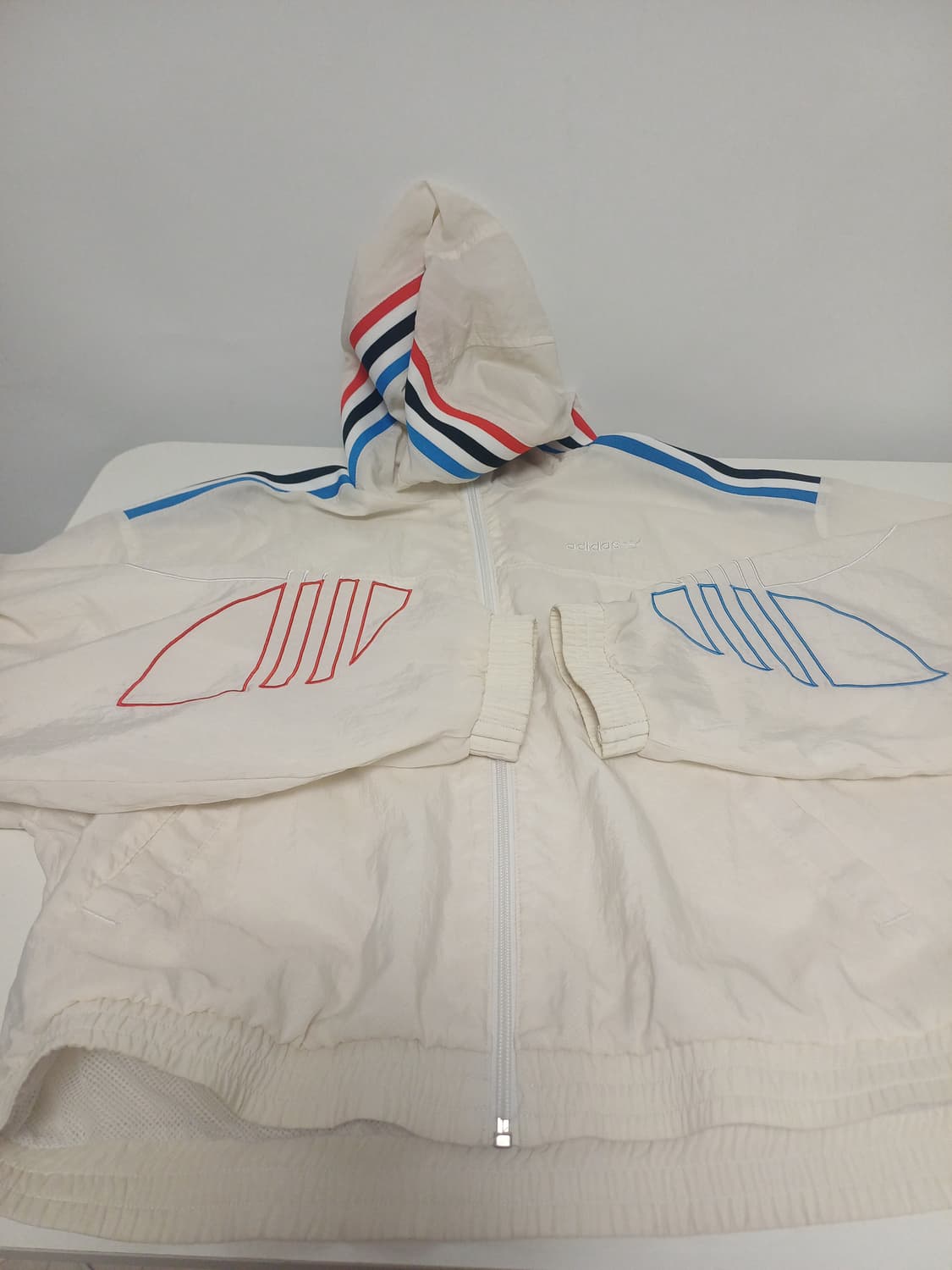 [L] 아디다스 오리지널스 아디컬러 트라이컬러 윈드브레이커  상품이미지5