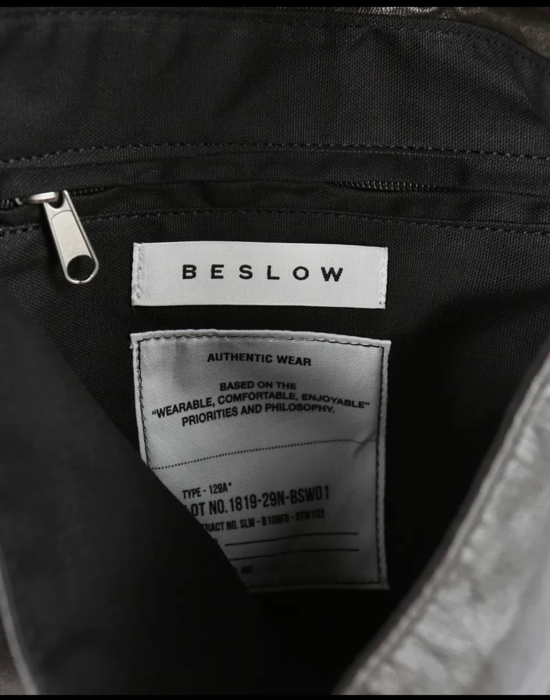 비슬로우 레더 크로스백 상품이미지5