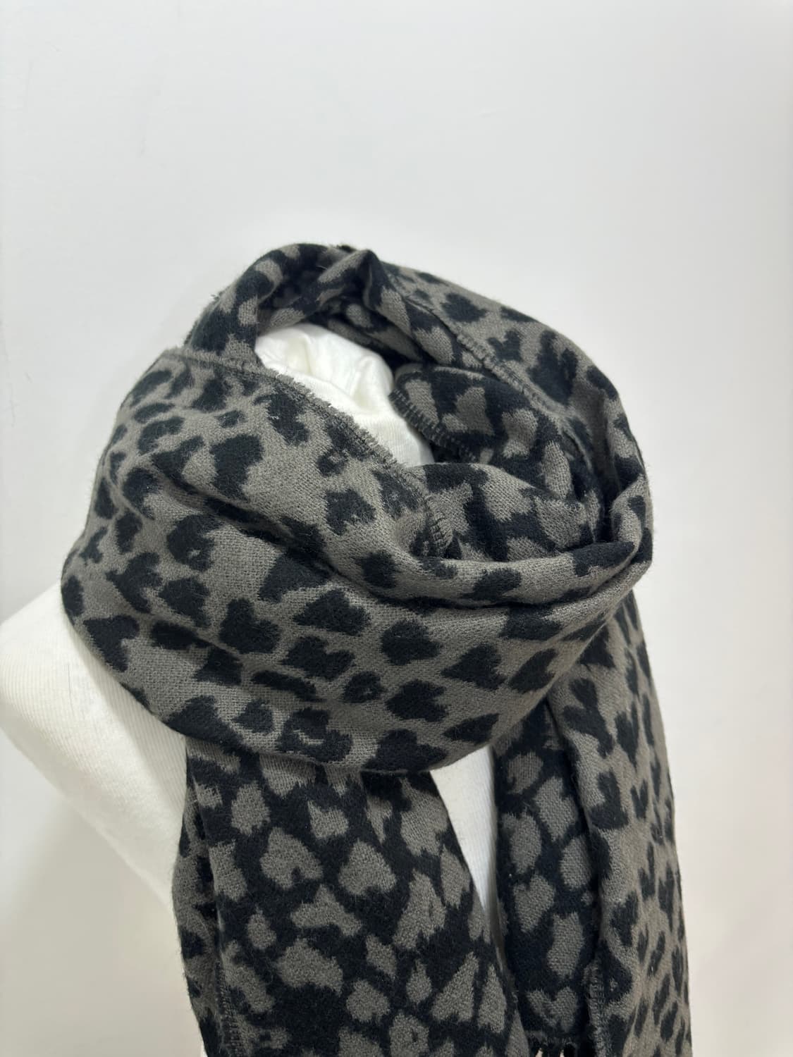 블랙 호피 레오파드 하트 머플러 목도리 상품이미지5