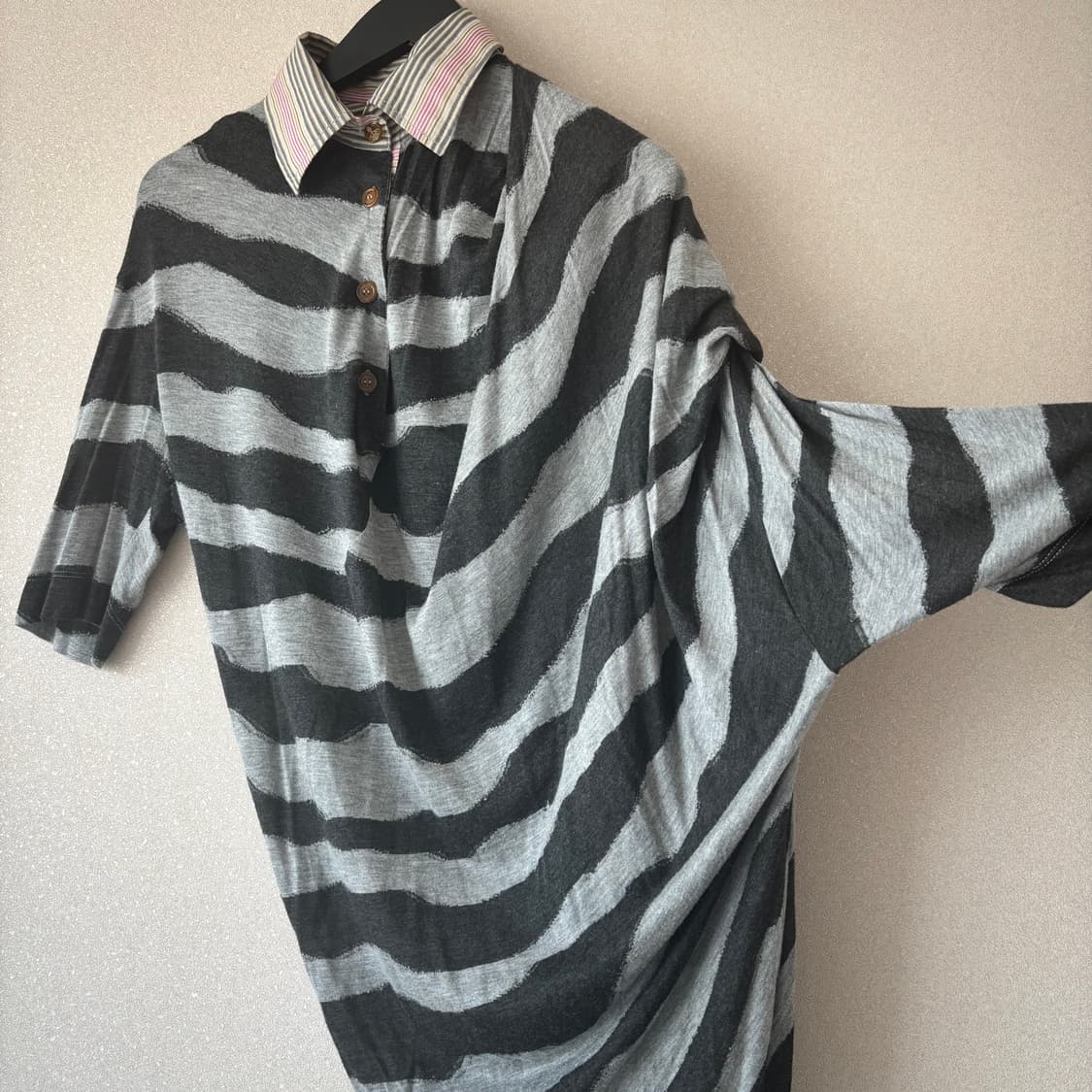 Vivienne Westwood 비비안웨스트우드 레드라벨 카라티 S 상품이미지3