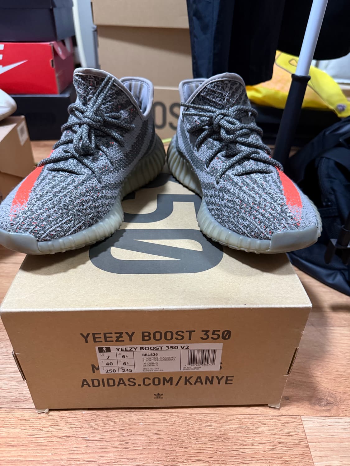 [250] 아디다스 이지부스트 350 벨루가 초판 상품이미지3