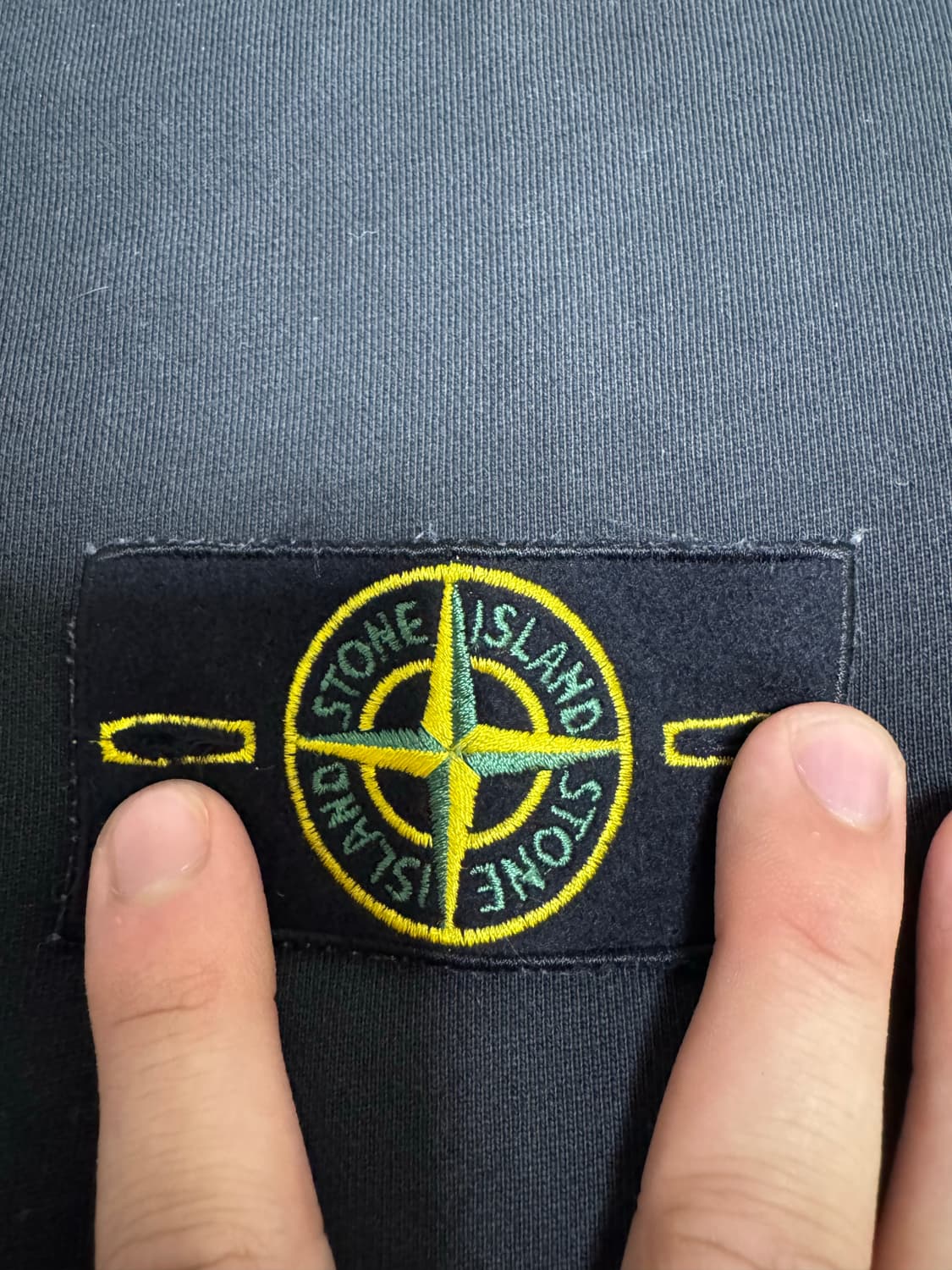 [S]20SS 스톤아일랜드 블랙 크루넥 맨투맨 상품이미지3