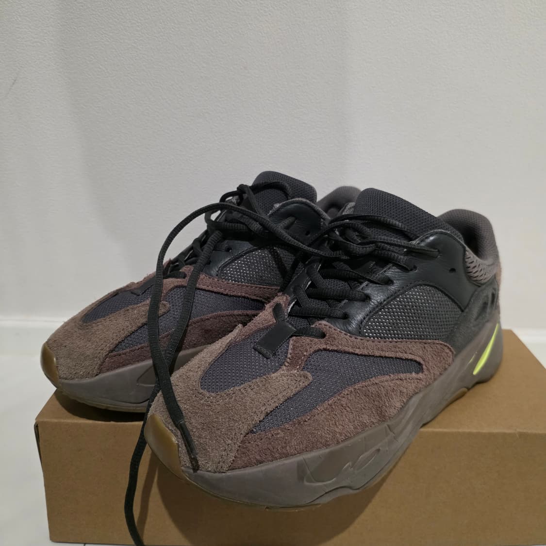 Adidas Yeezy Boost 700 Mauve  255사이즈 상품이미지1