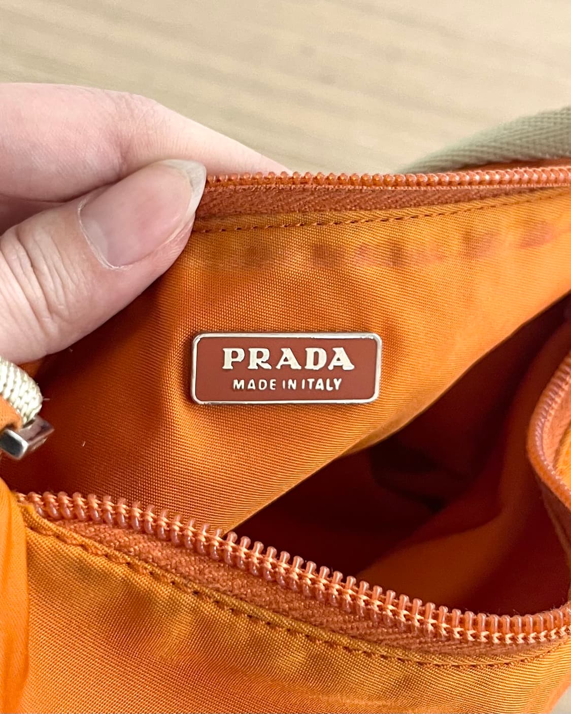 프라다 오렌지 테수토 숄더백 상품이미지8