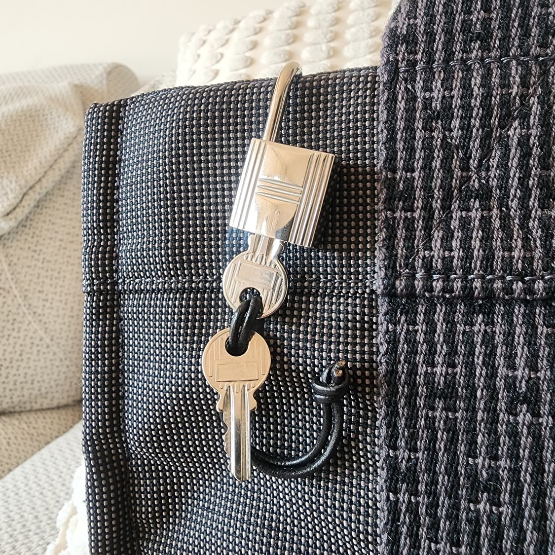 카데나자물쇠 ! 전시품급 에르메스 후루토 PM 엘라인 토트백 상품이미지2