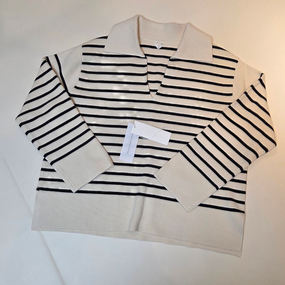 아르켓 오픈카라 스트라이프 니트 상품이미지1