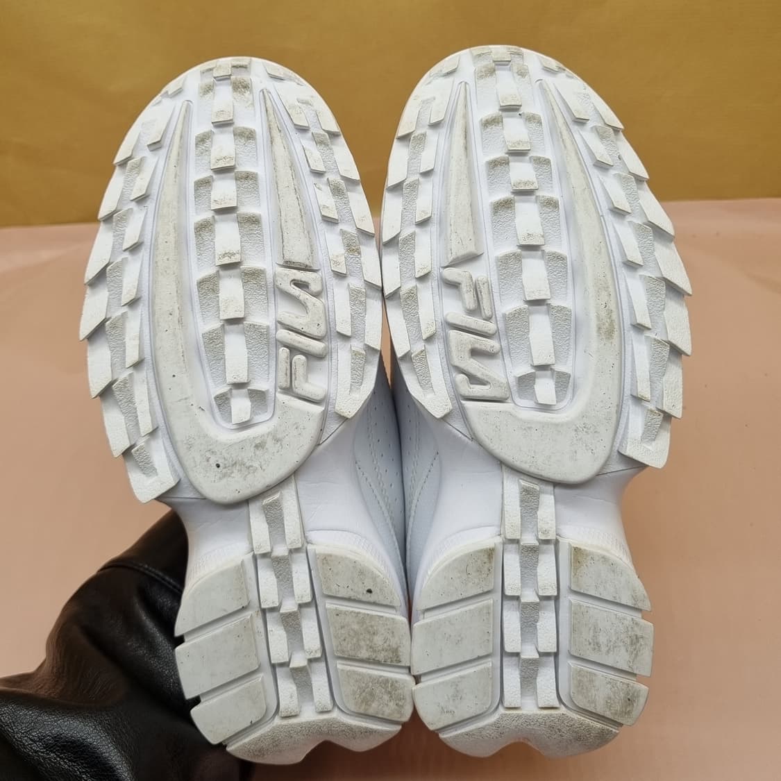 휠라 디스럽터2 운동화230 상품이미지3