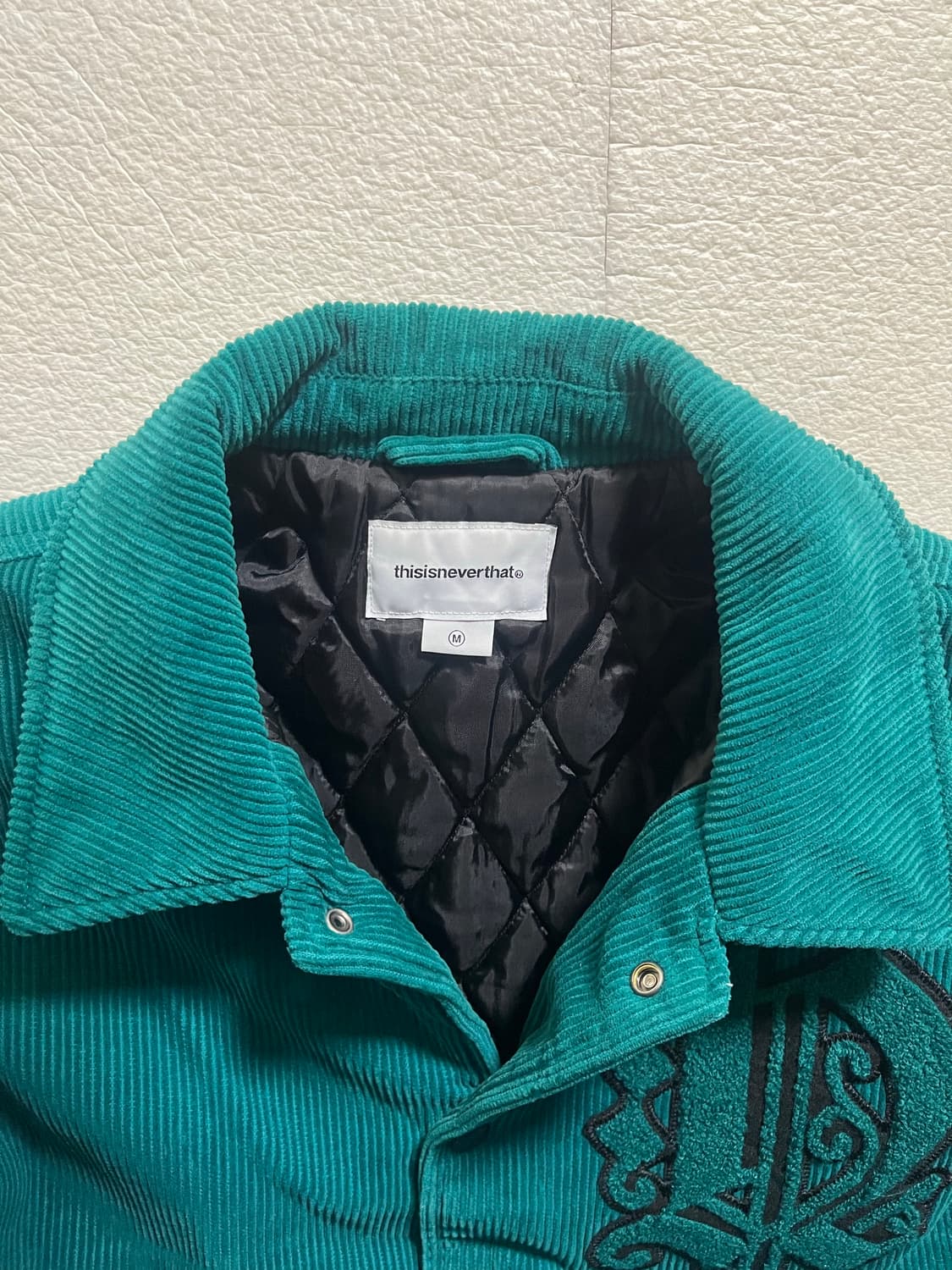 디스이즈네버댓 코듀로이 바시티자켓 M 상품이미지3