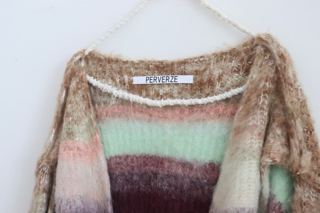 [Perverze] Gradient Stripe Knit Cardigan 상품이미지7