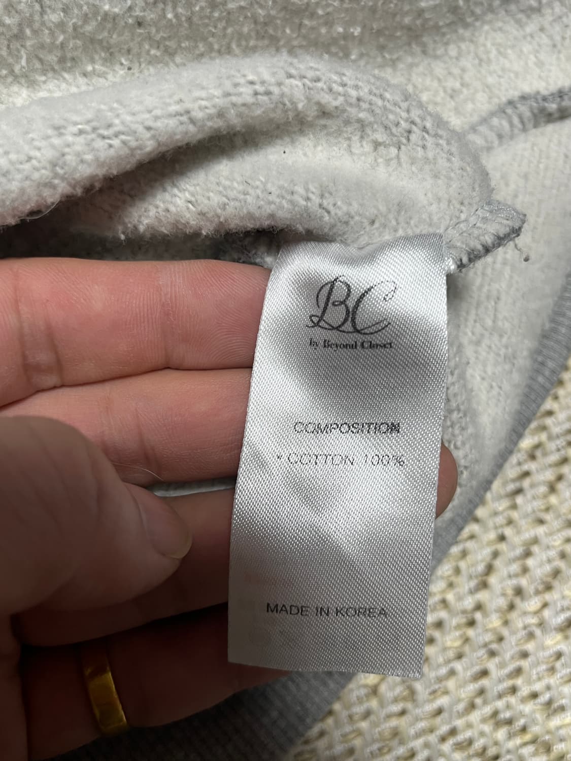 공용 비욘드클로젯 강아지패치 맨투맨 티셔츠 M 상품이미지5