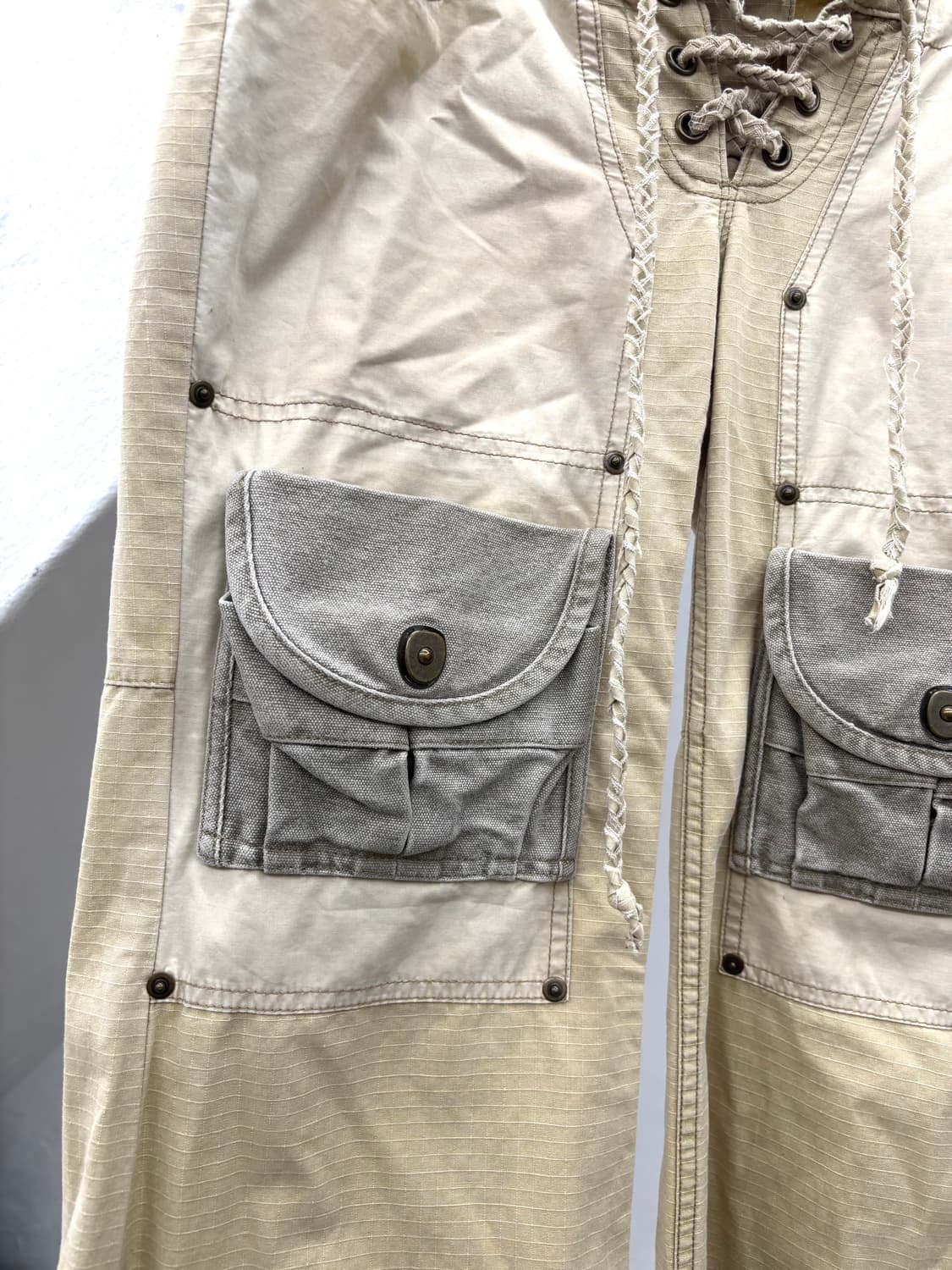G.O.A desert nomad lace-up flared cargo  상품이미지5