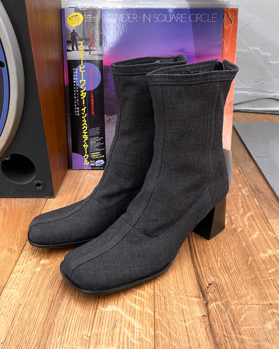 [245] 프라다 앵클 부츠 상품이미지1