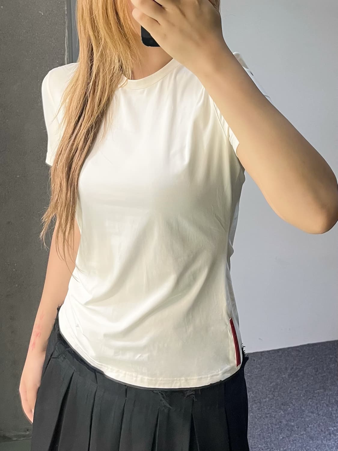 프라다 레드 라벨 백 포켓 티셔츠 상품이미지2