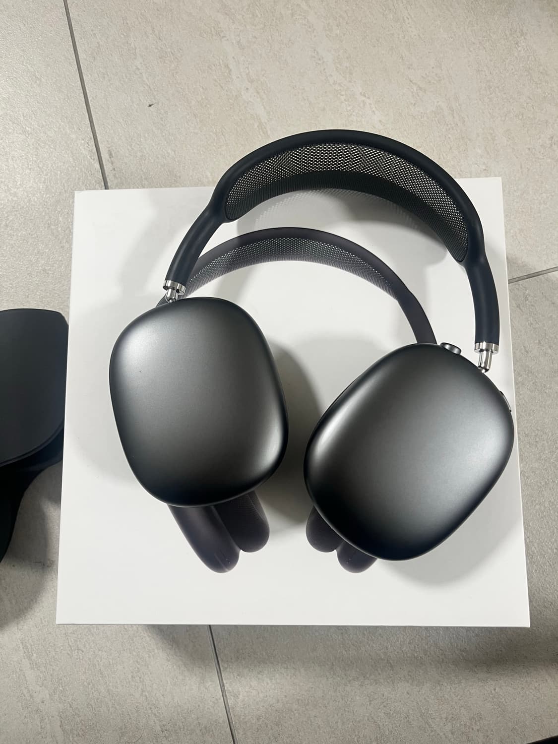 에어팟맥스 스페이스그레이 풀박 상품이미지1