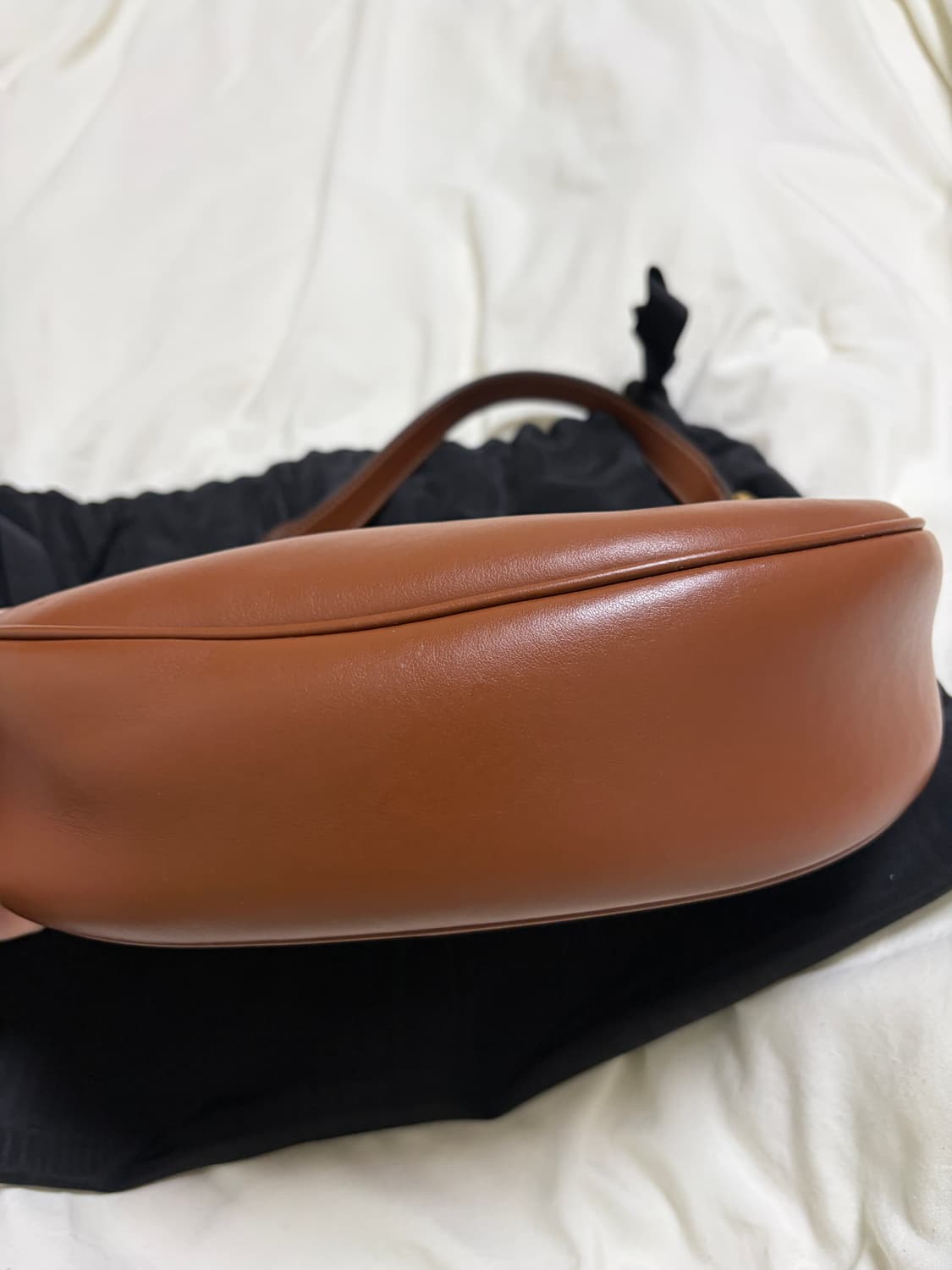 셀린느 트리옹프 아바백 브라운 상품이미지7