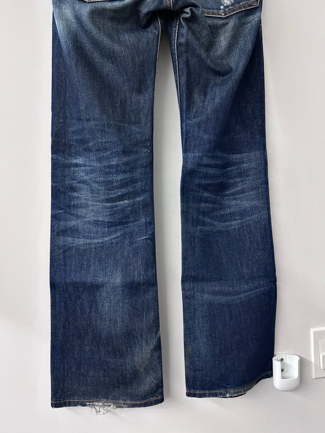 디젤 자티니 워싱 부츠컷 데님 상품이미지8