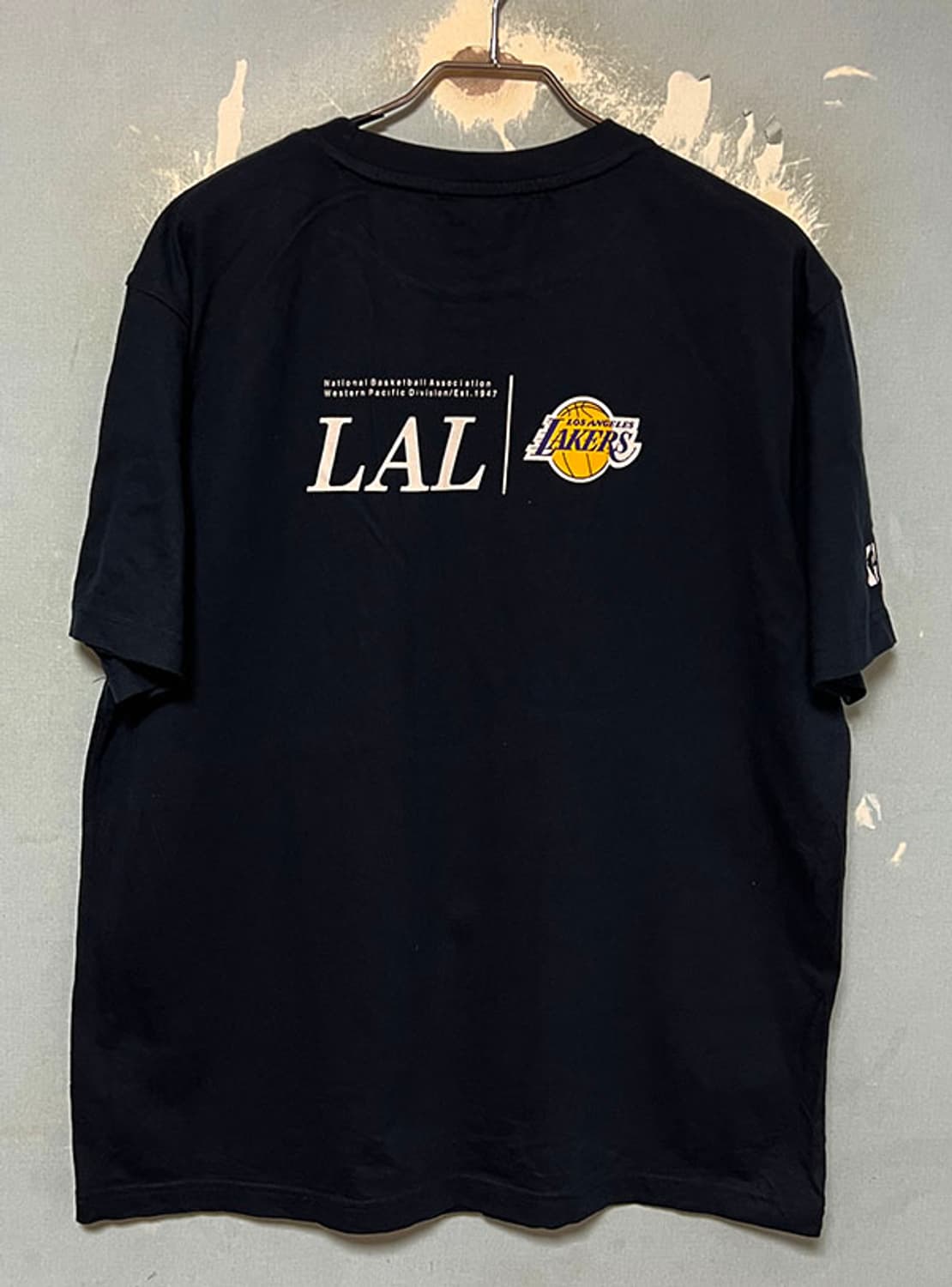 NBA LA레이커스 퍼시픽 디비전 새상품 남자 반팔티 XL 100-105 상품이미지2