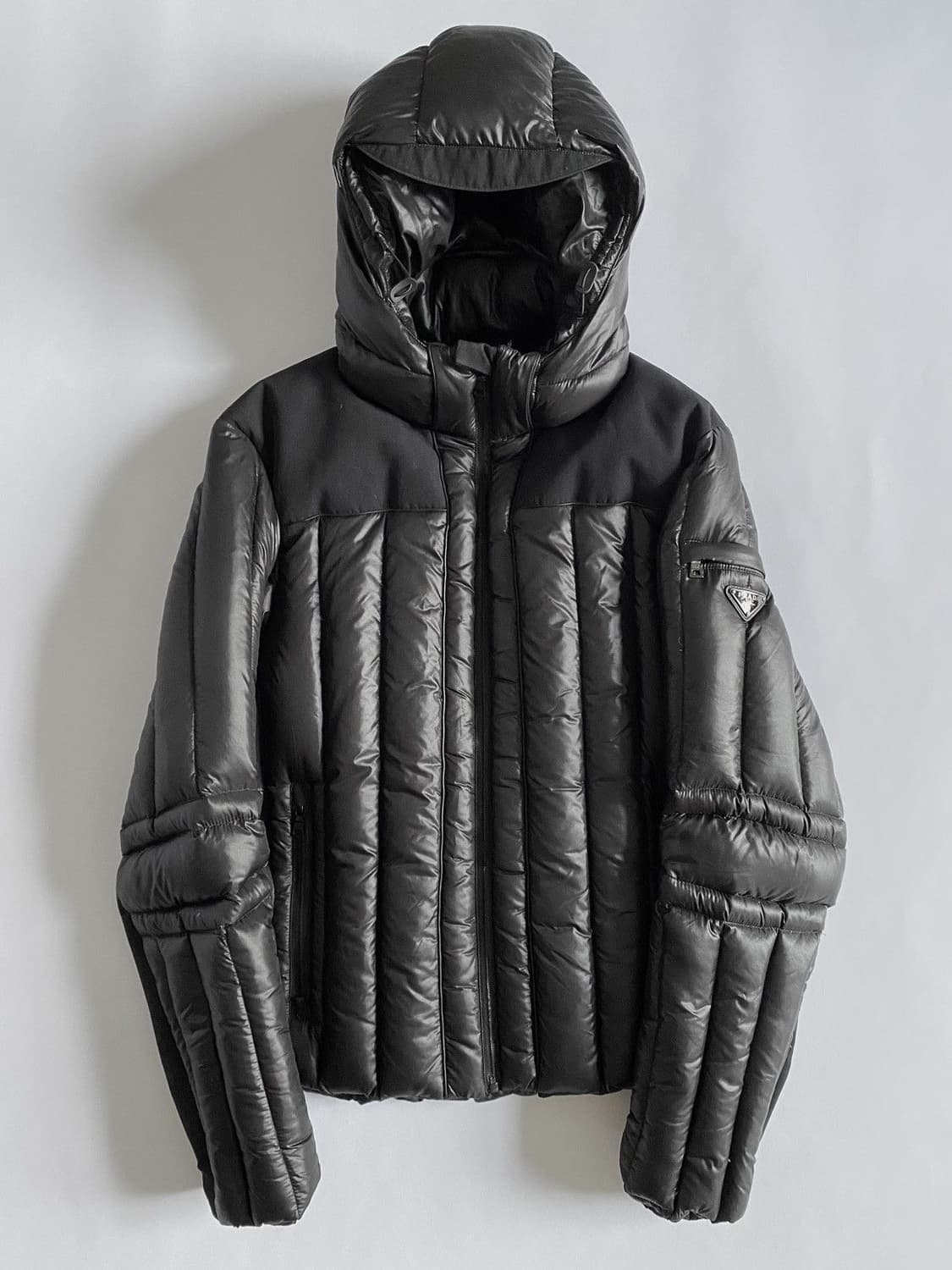 프라다 남성 패딩 삼각로고 48 상품이미지1